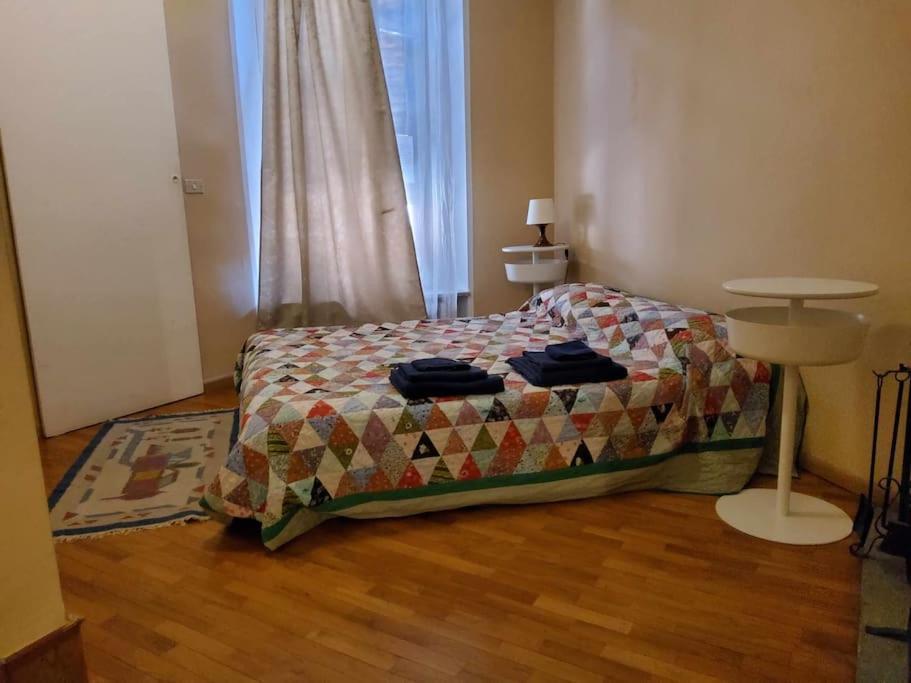 Apartmán Antica Casa Odone Asti Exteriér fotografie