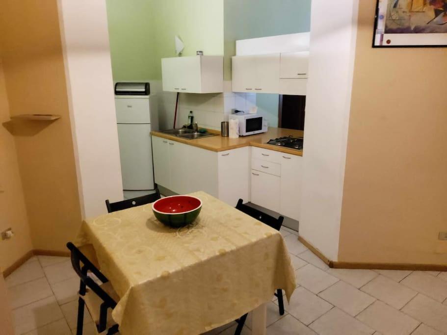 Apartmán Antica Casa Odone Asti Exteriér fotografie