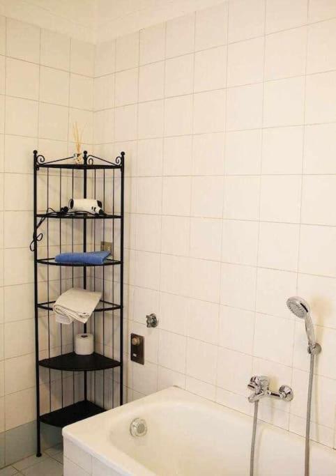 Apartmán Antica Casa Odone Asti Exteriér fotografie